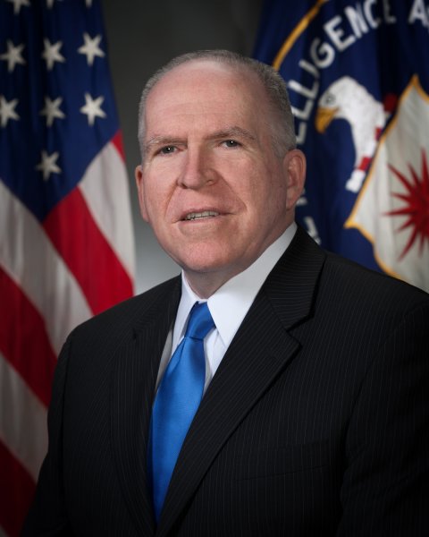 Сенатор США заподозрил экс-главу ЦРУ в продаже гостайн СМИ