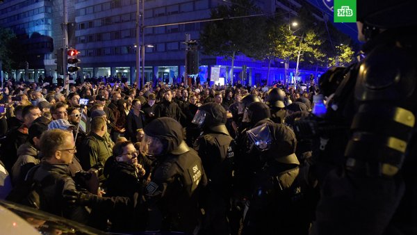 Массовый протест в Хемнице привел к задержанию около 300 человек