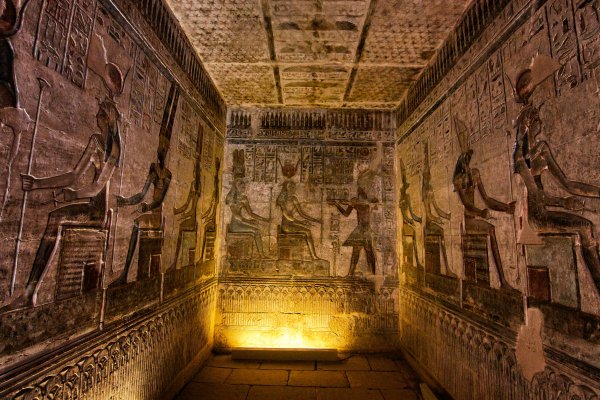 В Египте обнаружена нетронутая гробница древнего жреца