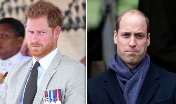 СМИ: Королева Елизавета приказала принцам Уильяму и Гарри помириться